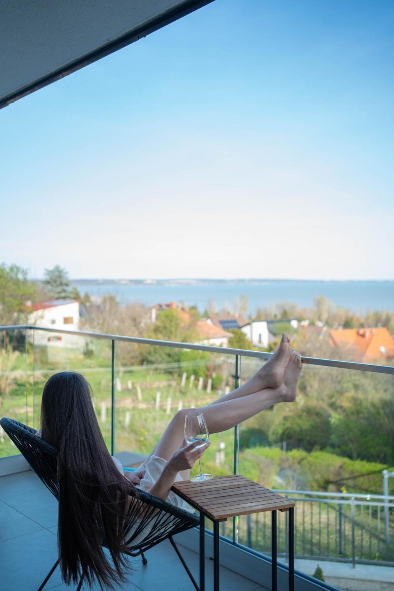 Lake Spirit Boutique Apartments Balatonalmádi Dış mekan fotoğraf