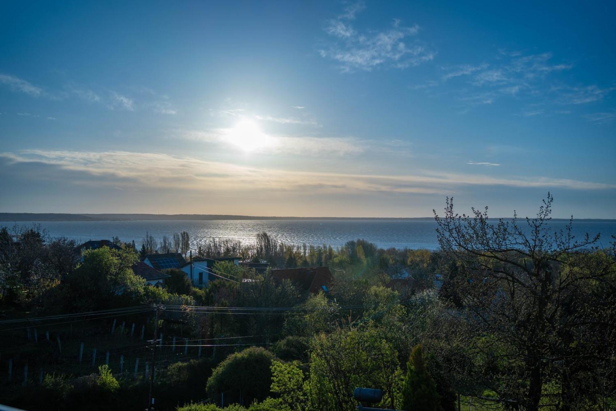 Lake Spirit Boutique Apartments Balatonalmádi Dış mekan fotoğraf